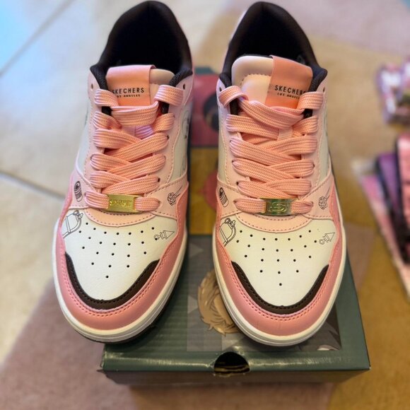 Skechers x Spy Family sneakers size women’s 8 - Picture 3 of 8